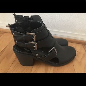 Guess booties